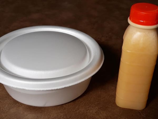 Promocional- Marmitex + 01 Suco de Laranja (300ml)