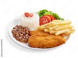 Arroz, Feijão, Frango a milanesa , Fritas, vinagrete, farofa e molho de alho da casa.