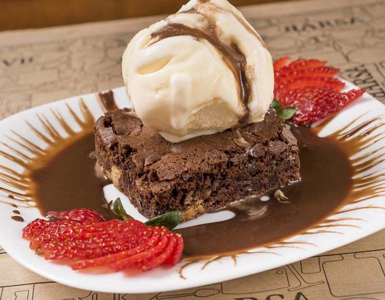 Brownie com Sorvete