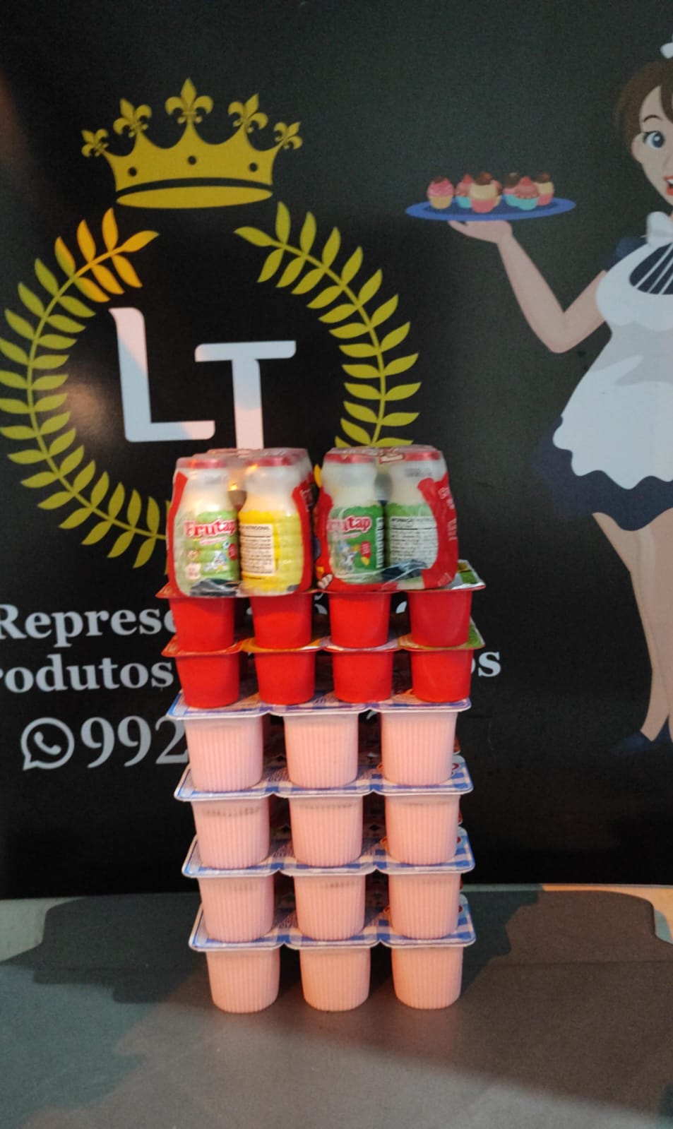 Kit De Danone 4 Polpas, 2 Frutapinho Morango , 2 Leite Fermentado